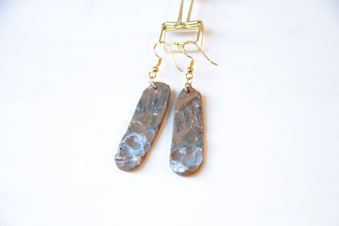 Ocean dangles