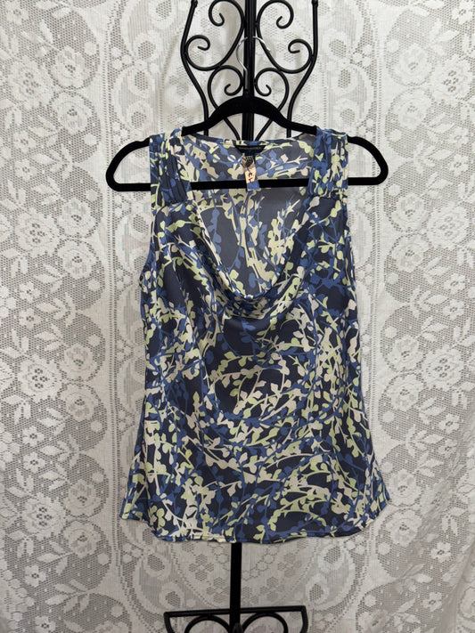 Patterned tank