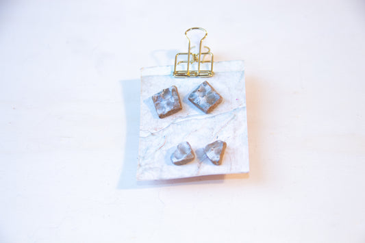 Ocean studs
